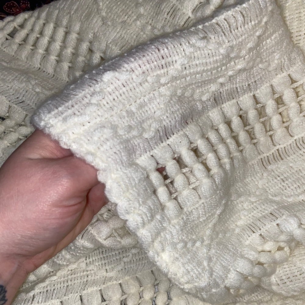 American Eagle Fringe Cardigan - Picture 4 of 7
